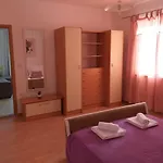 Gea Zára