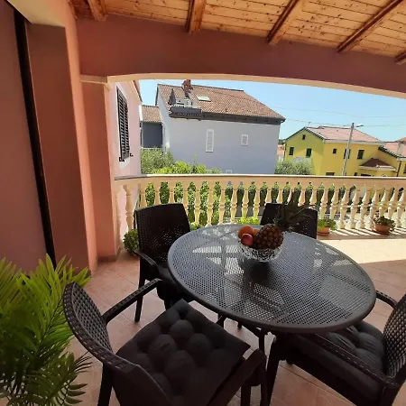 Διαμέρισμα Gea *